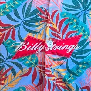 Desperately loooking for Billy Strings